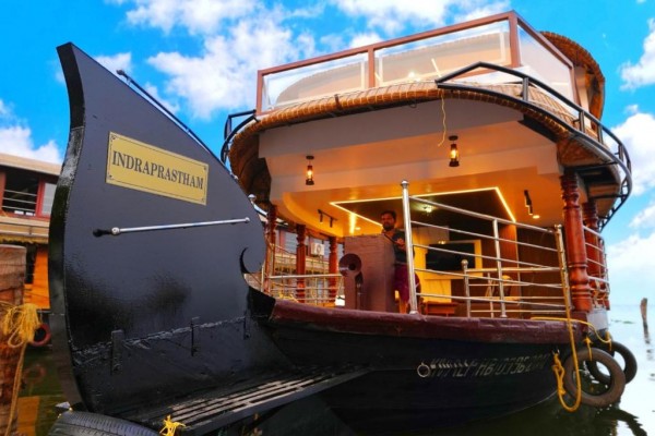 INDRAPRASTHAM LAKE CRUISE